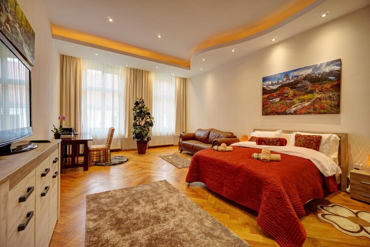 Apartmán Casa De Vis, Brasov Old City Centre Exteriér fotografie